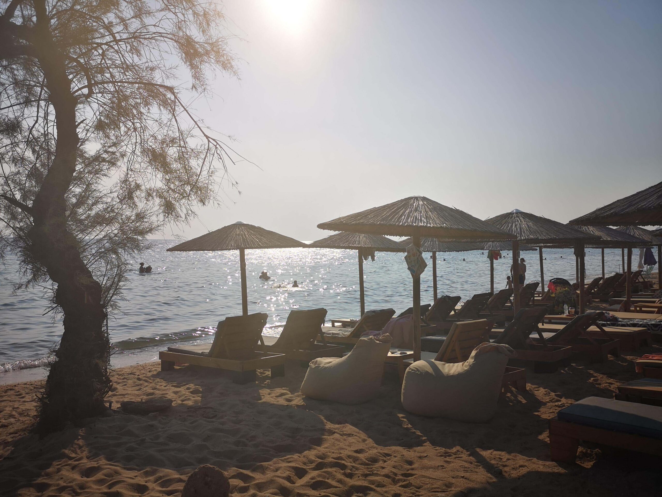 kalivari-beach-club-nikitti-beach