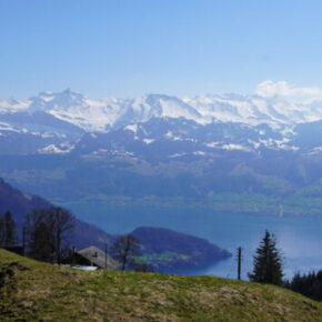 Ostereiersuche auf der Rigi