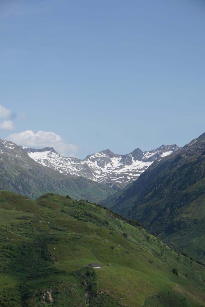 tagesausflug-schweiz-glacier-express-panorama