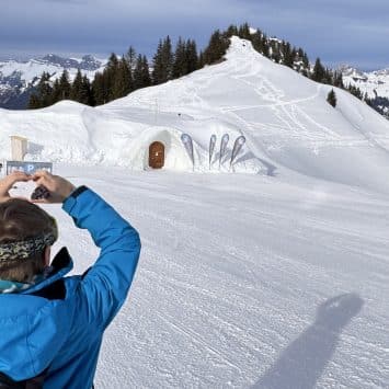 Eine Nacht im Iglu verbringen beim Igludorf Gstaad
