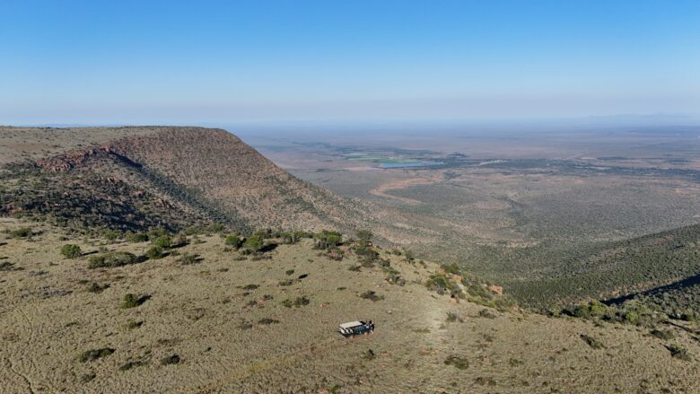 kondoea-mountain-game-drive-samara-karoo-reserve