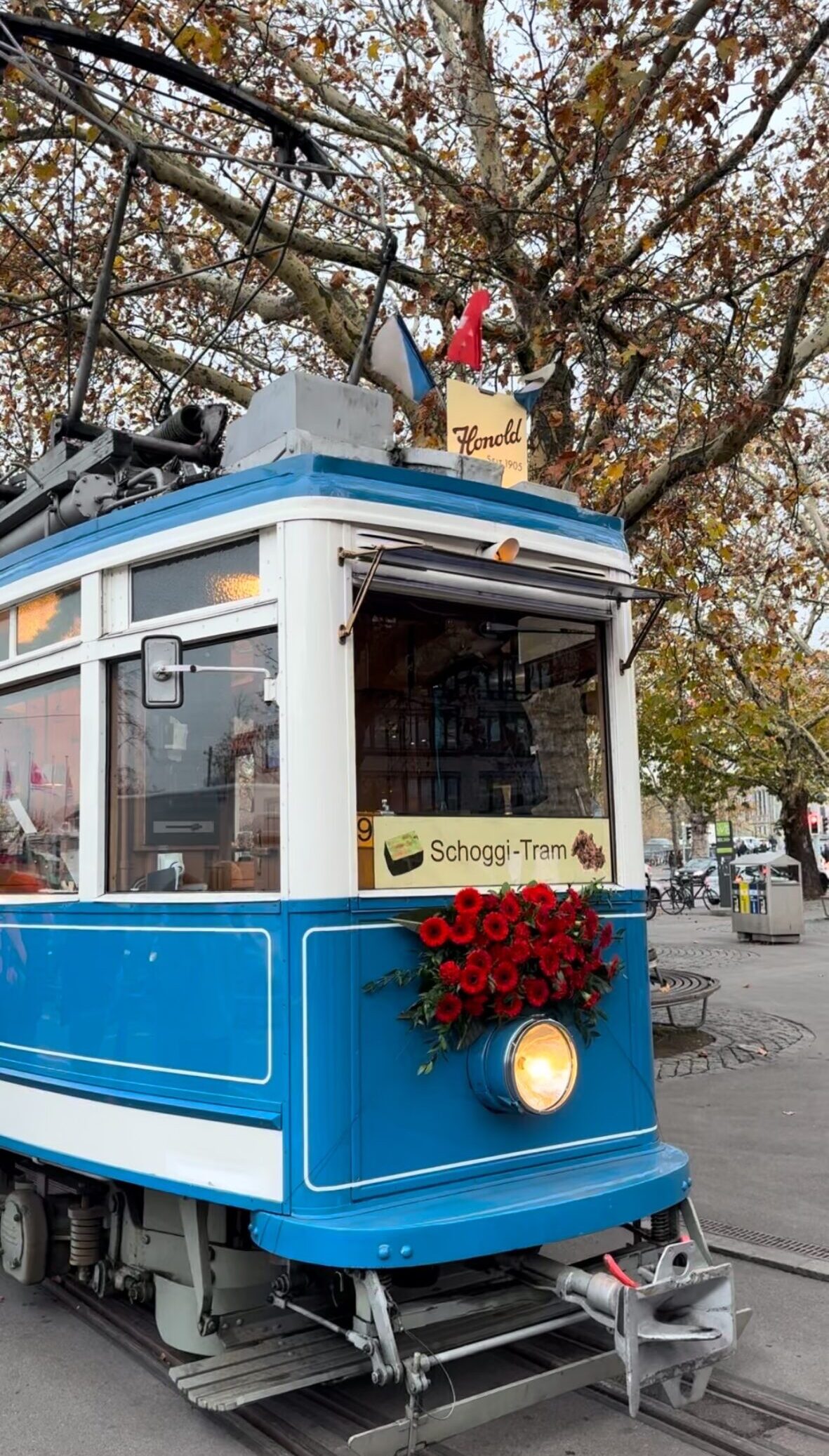 honold-schoggi-tram-zuerich