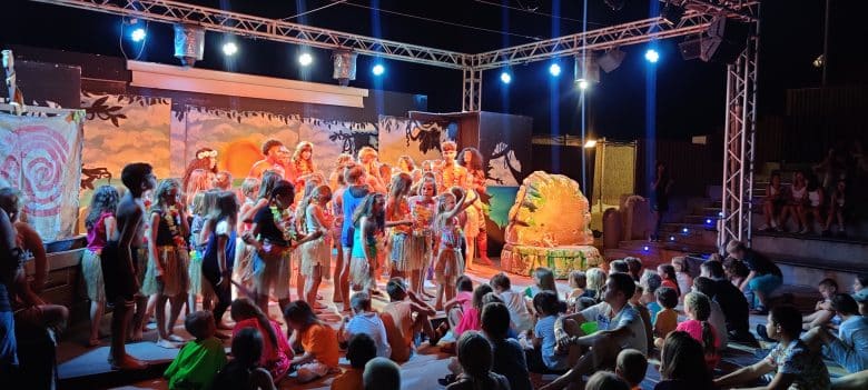 ca-pasquali-village-kids-disco